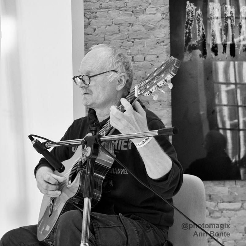 gitarist Karel Van deun op Jazzathome 2017
